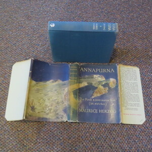 Click for Full Size image: 300 x 300 (52671 bytes)