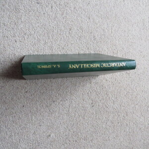 Click for Full Size image: 300 x 300 (50700 bytes)