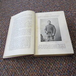 Select for Full Size image: 300 x 300 (53285 bytes)